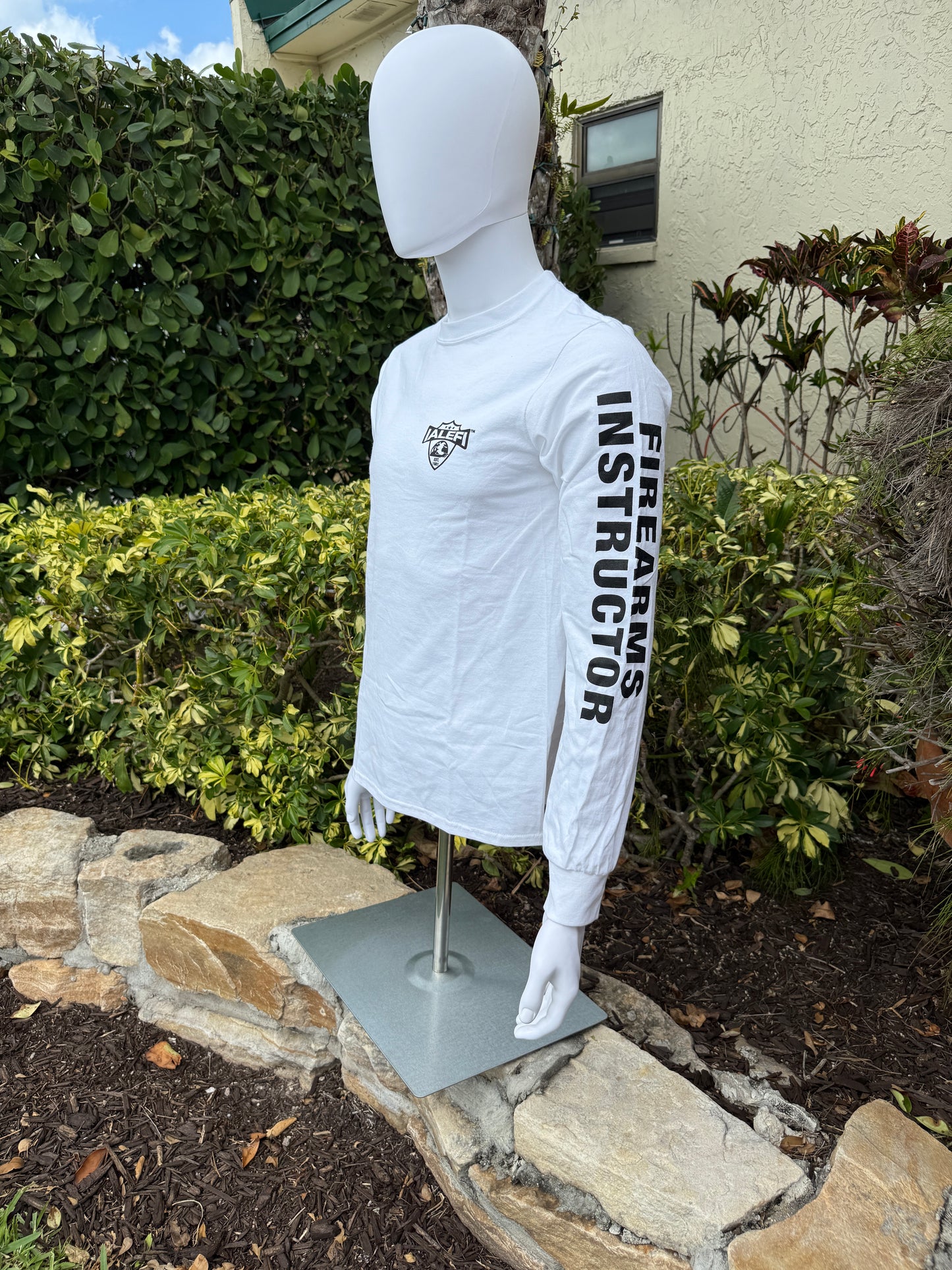 IALEFI Long-Sleeve T-Shirt